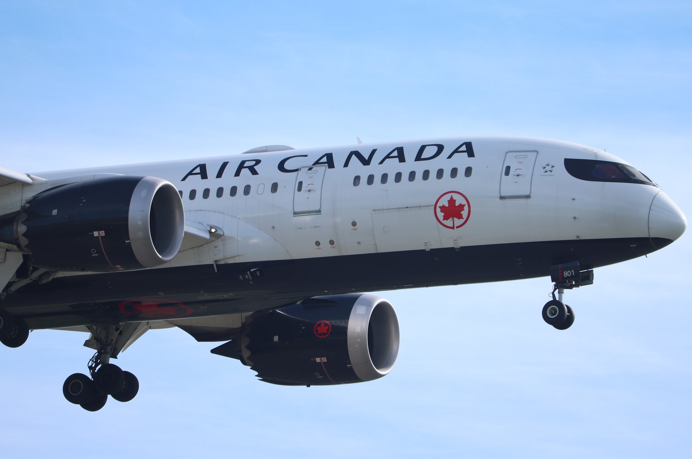 Canada and China to increase air links as restrictions lifted