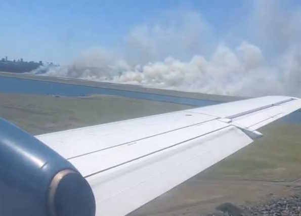 Emergency landing at Sydney airport after Qantas engine failure